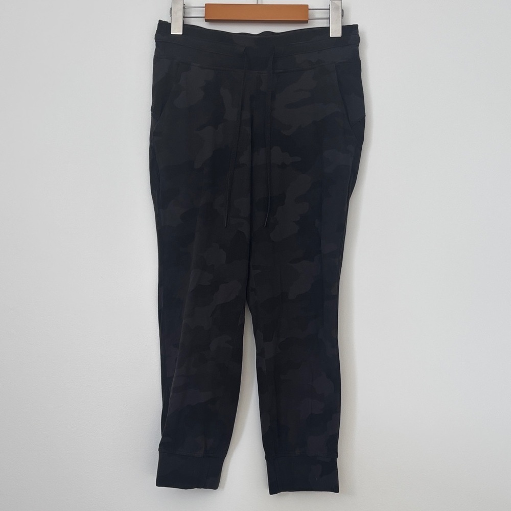 Lululemon Ready to Rulu size 6 CAMO